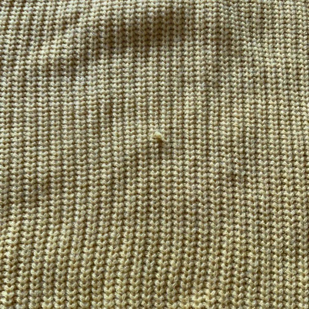 Fresh mustard yellow cables knit over sized sweater - Picture 8 of 8